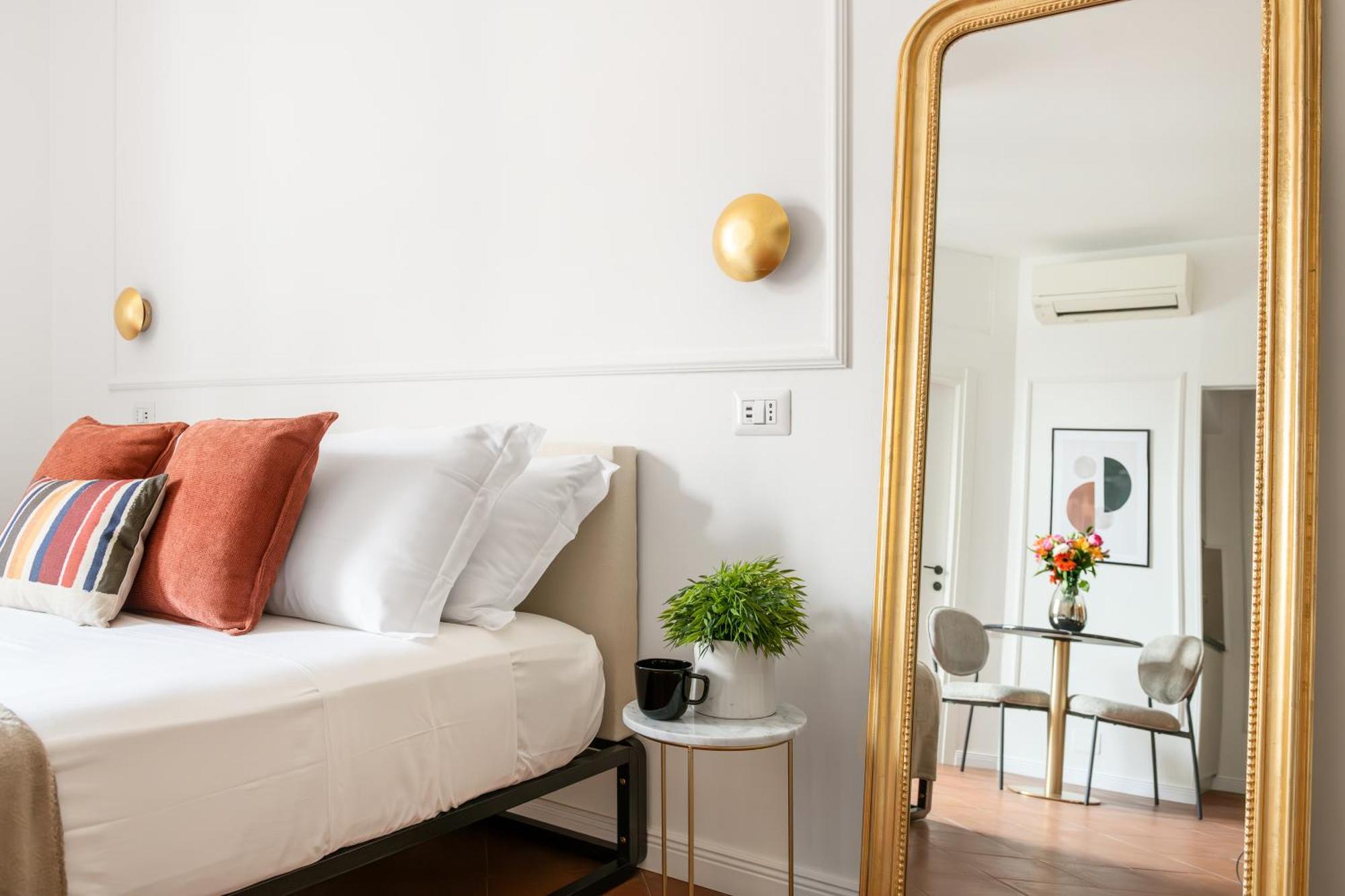 White Flat Termini Apartment โรม ภายนอก รูปภาพ